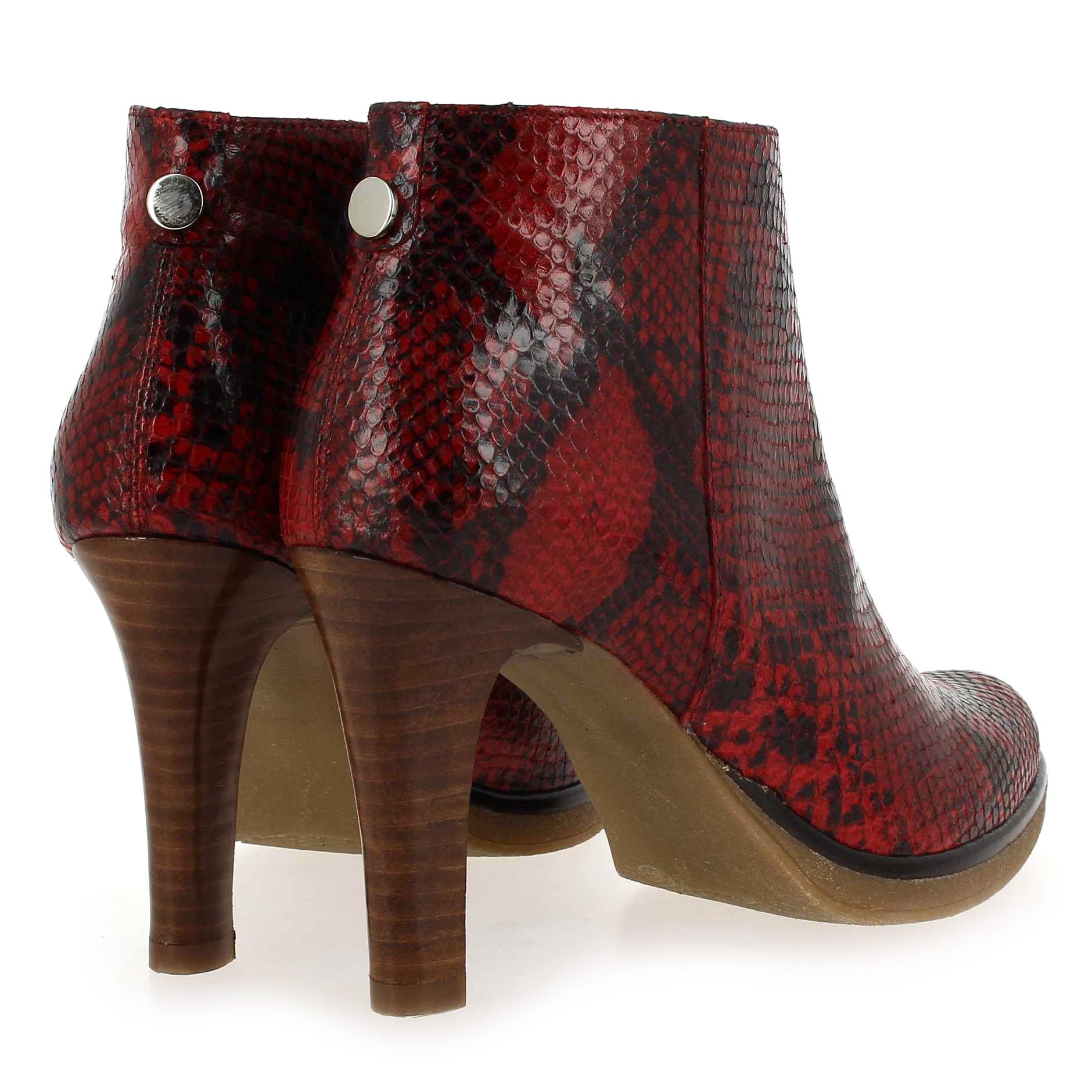 Janie Philip  MAX - Rouge python