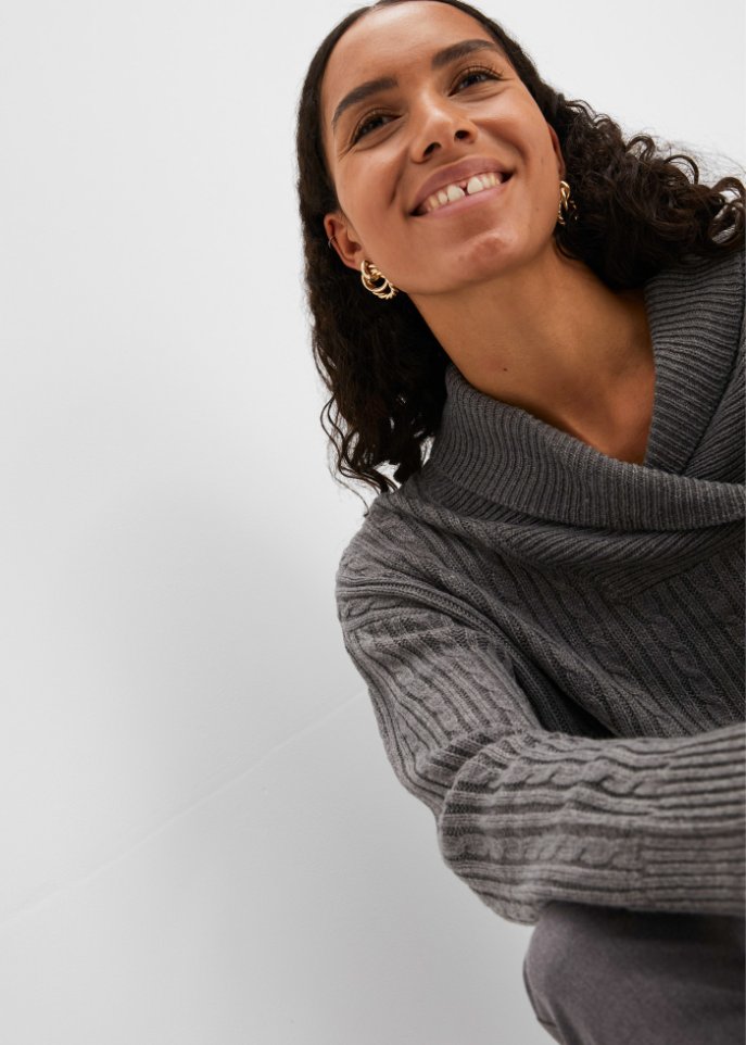 Pullover mit V-Ausschnitt und Seitenschlitzen