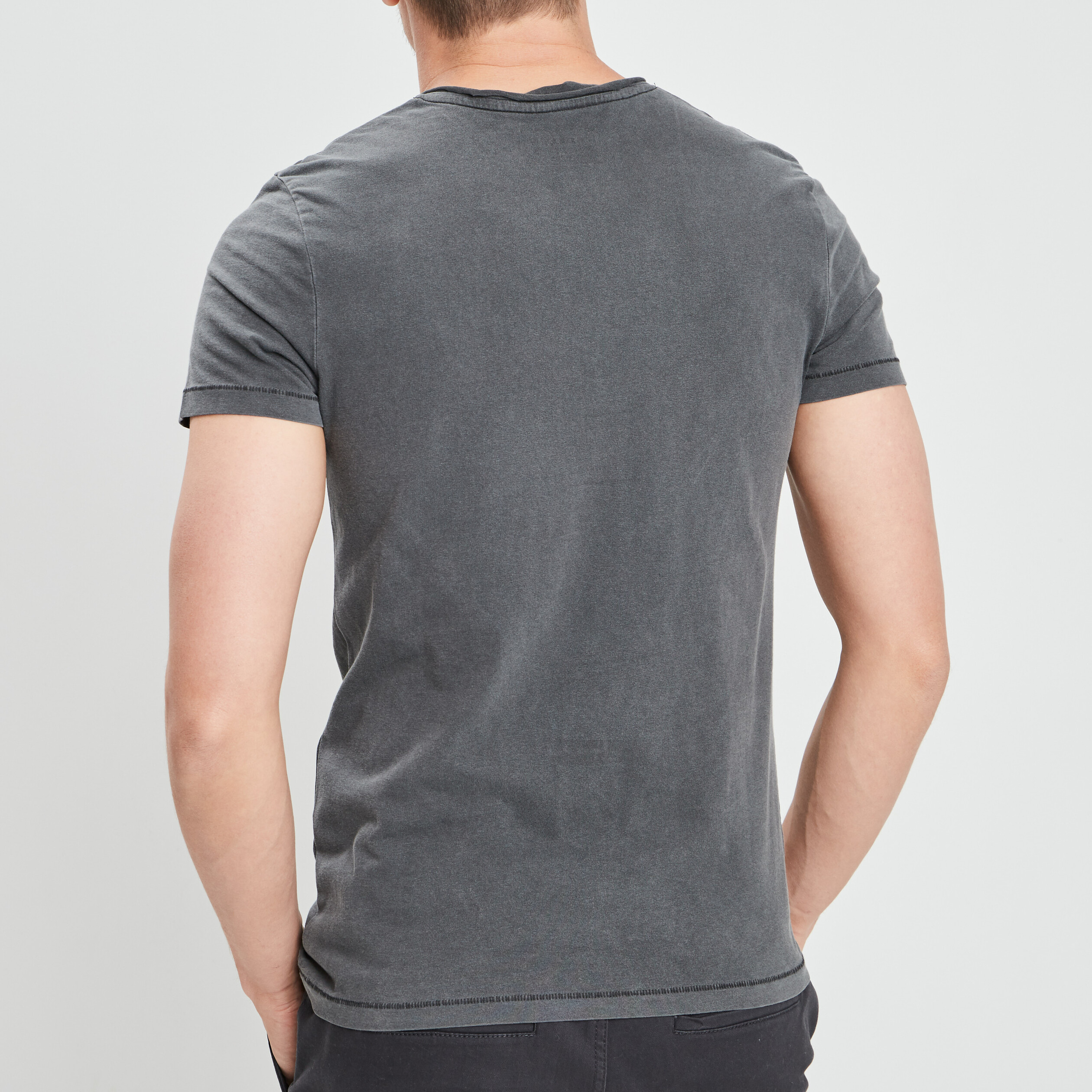 T-shirt ajusté manches courtes gris foncé homme | La Halle