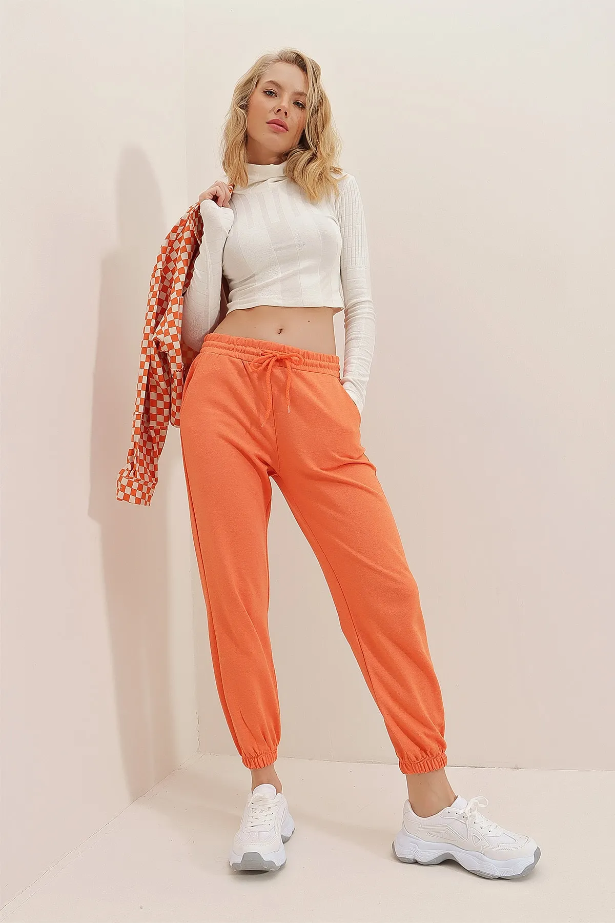 Trend Alaçatı Stili  Jogginghose - Orange - Relaxed