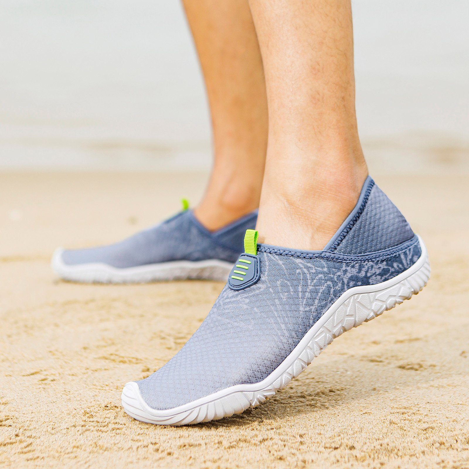 HUSKSWARE Wasserschuh (Strandschuhe, atmungsaktiv) Leichte und praktische Wasserschuhe