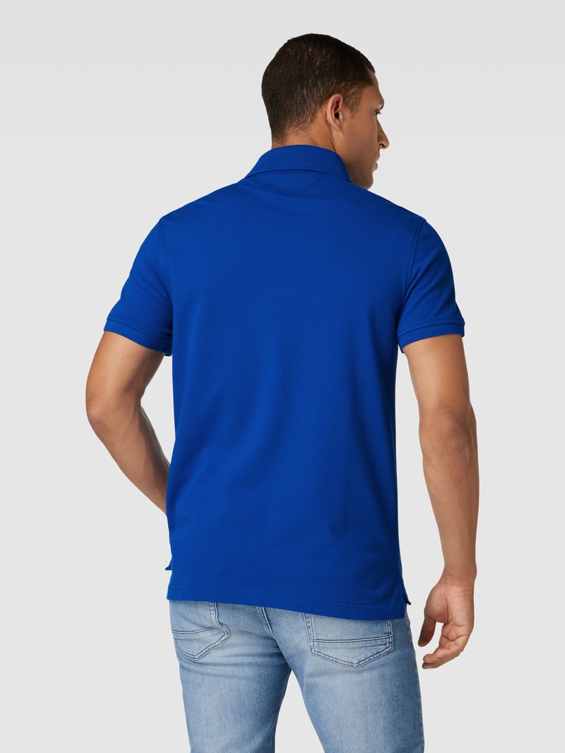 Poloshirt mit Label-Stitching in royalblau