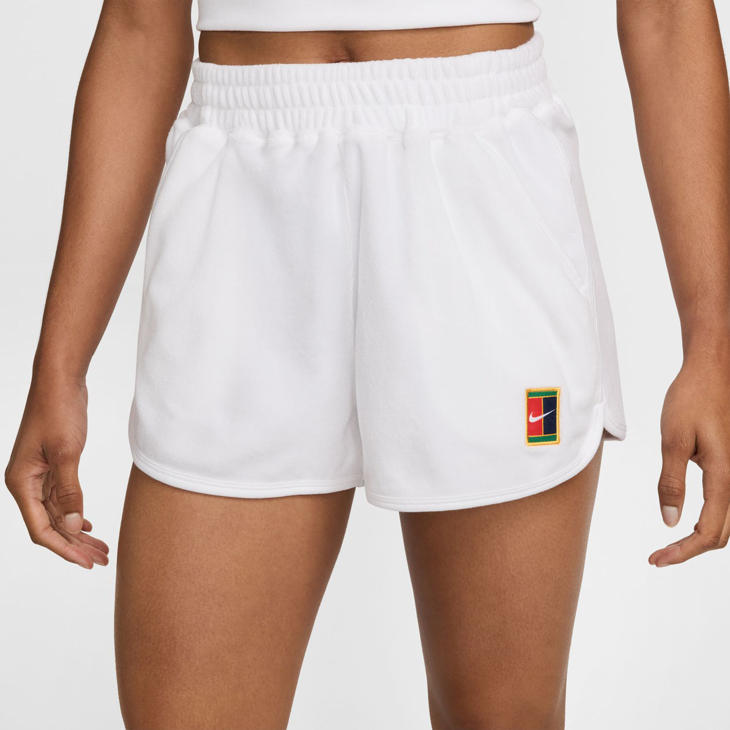 Court Heritage Fleece MR Shorts Damen - Weiß