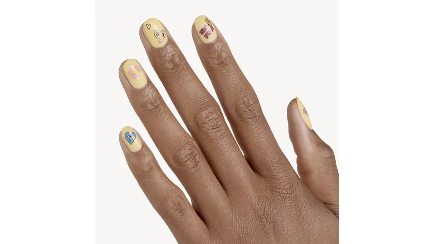 essence Nail Sticker Call me Queen!