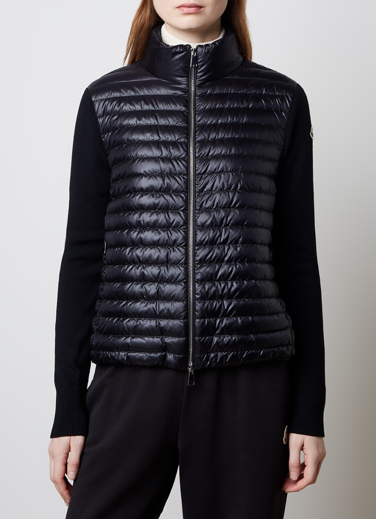Vestă Moncler confecționată din lână virgină fină cu căptușeală în față și spate.