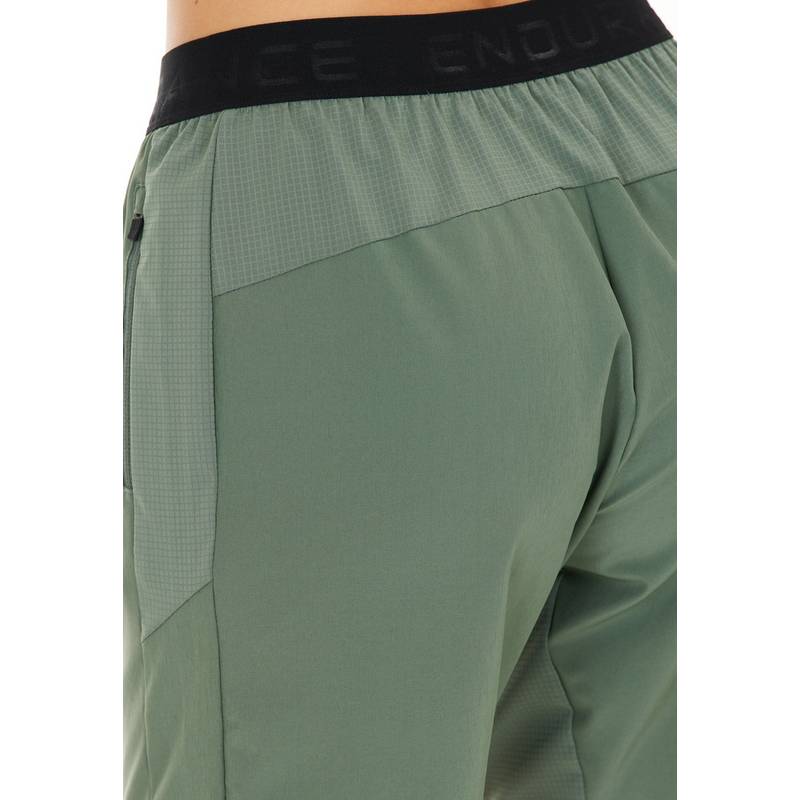 Endurance Macbeth Shorts Damen
