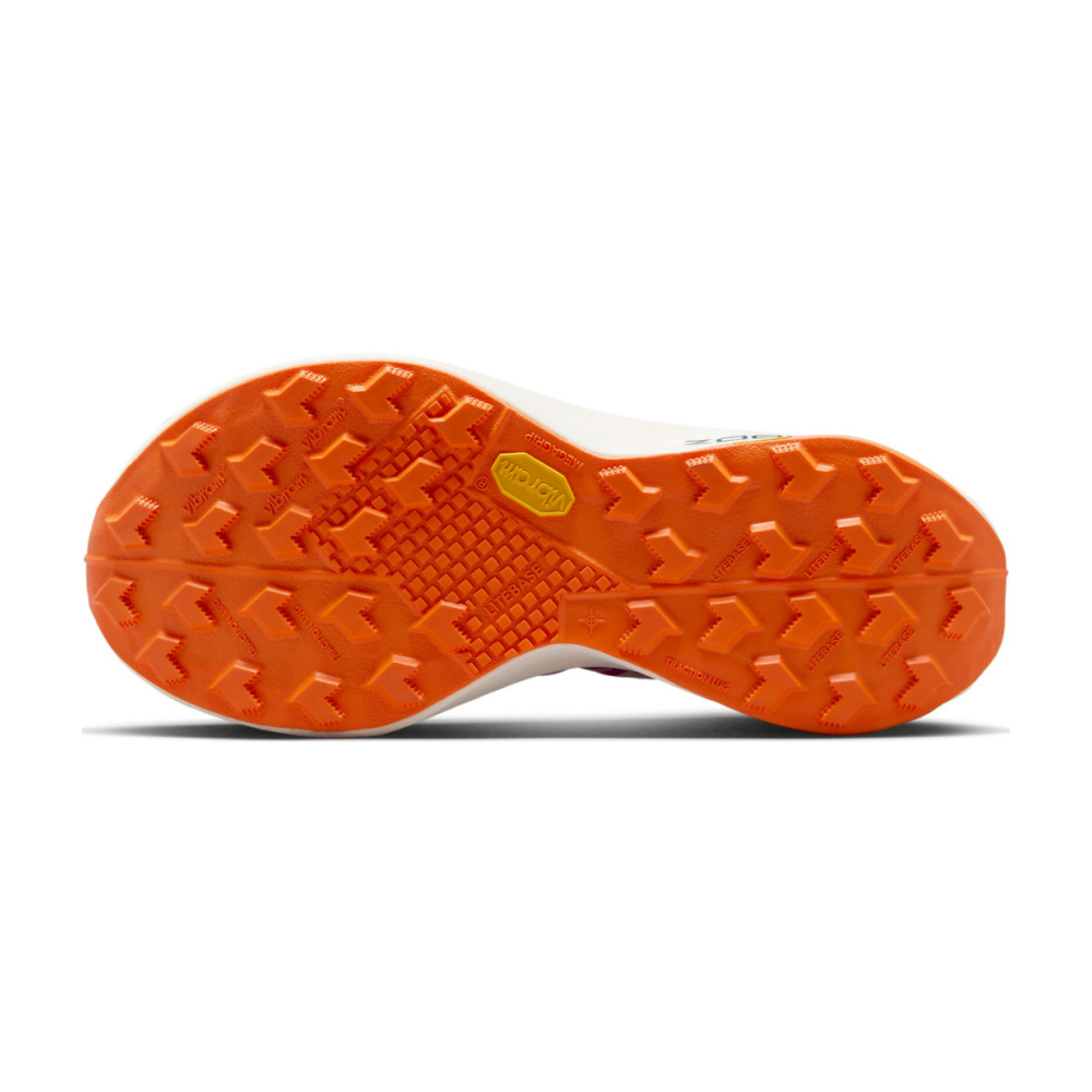 Nike ZoomX Ultrafly Trail DZ0489-101 / weiss