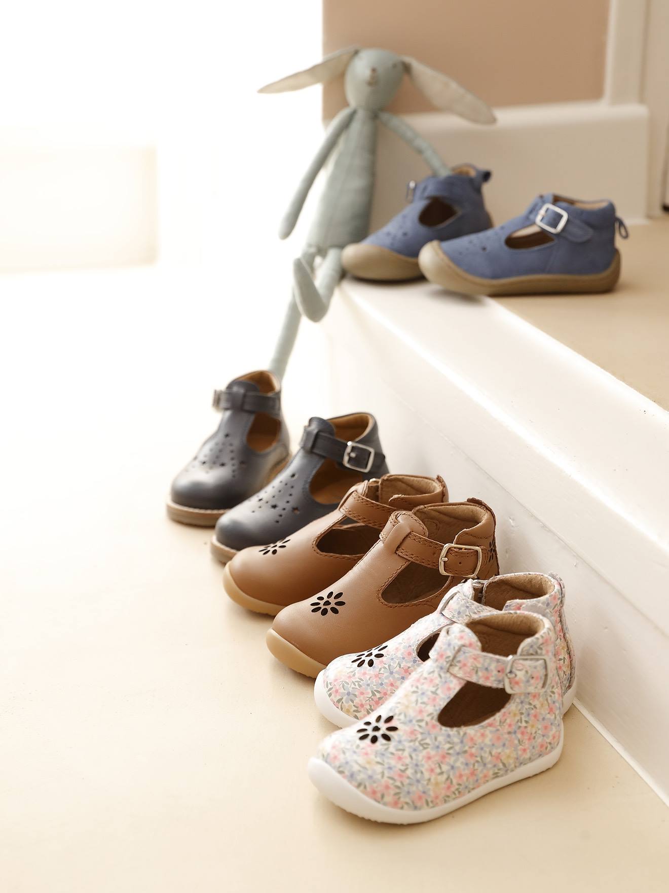 Salomés cuir souple bébé 4 pattes bleu jean