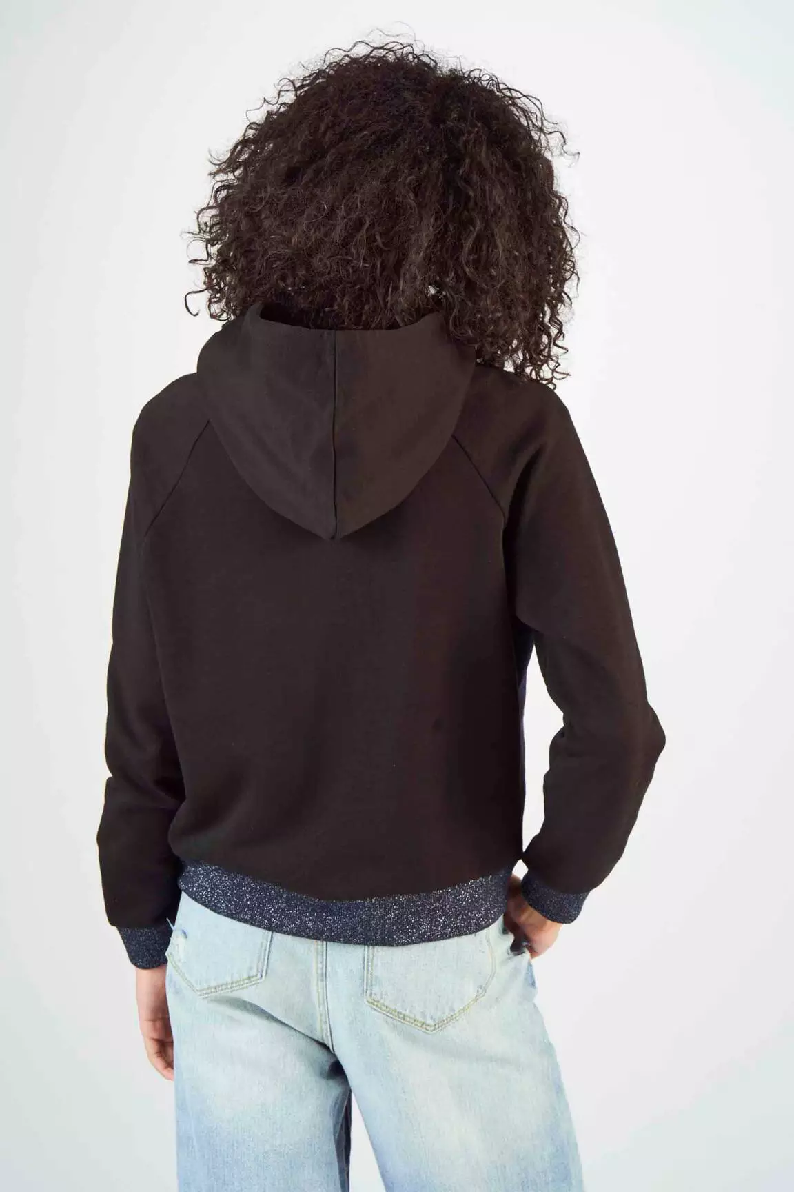 Supastar Sweat Capuche Femme couleur noir