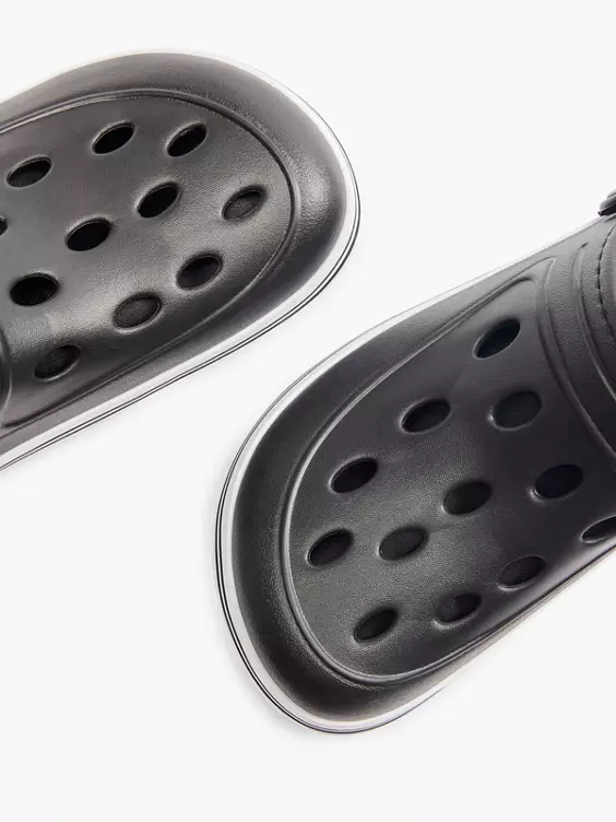 Blue Fin Clogs
