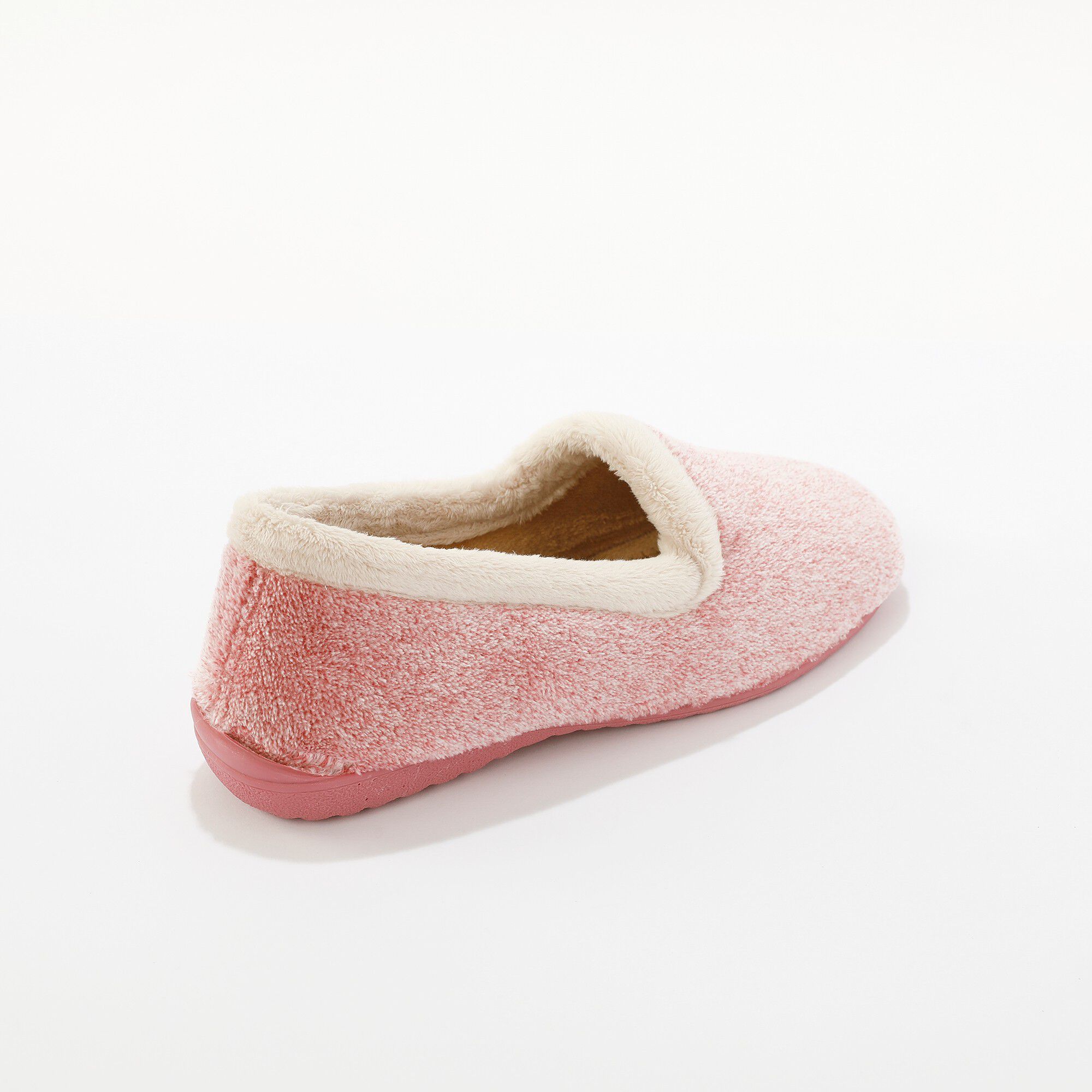 Chaussons ultra souples toucher peluche