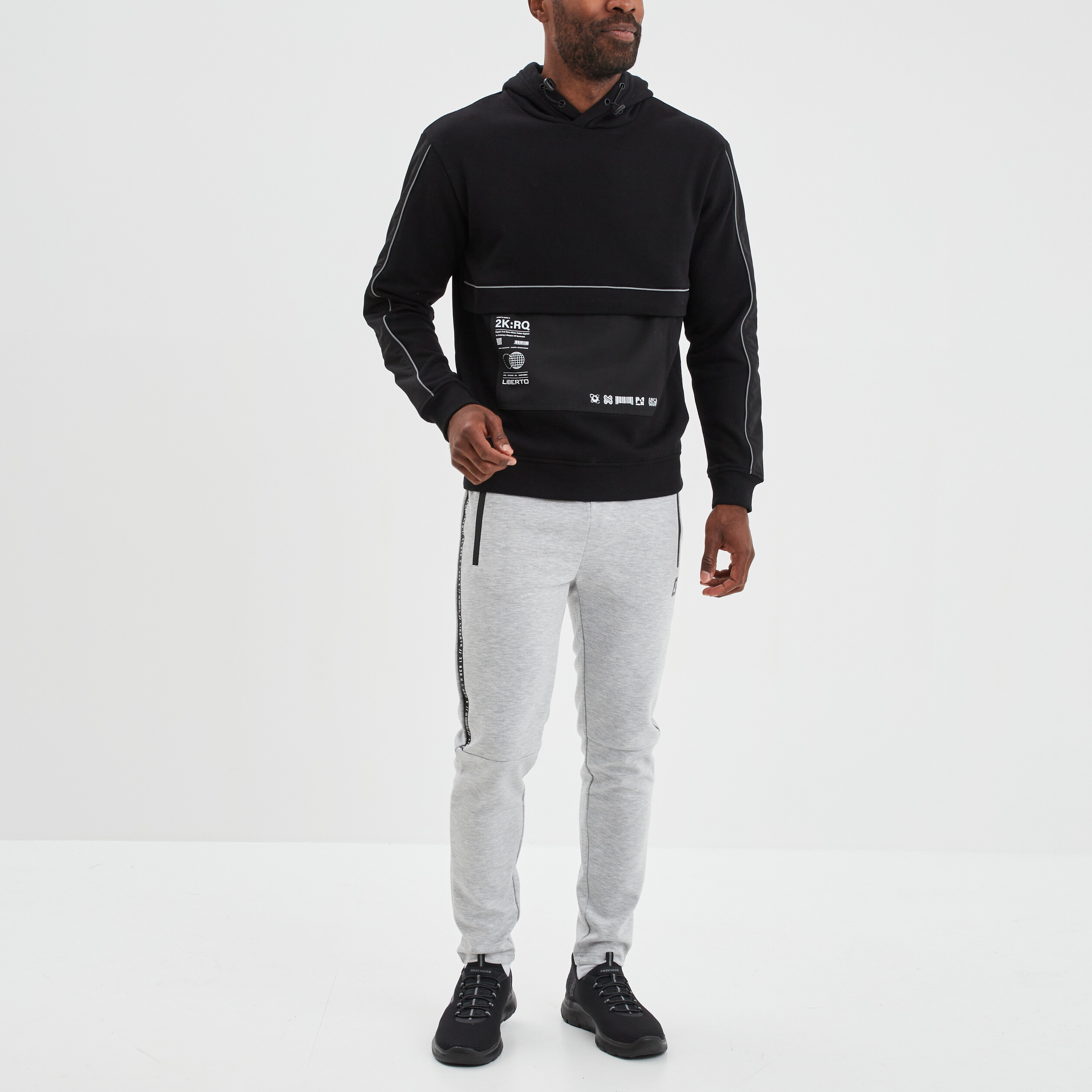 Sweat à capuche hoodie Liberto noir homme | La Halle