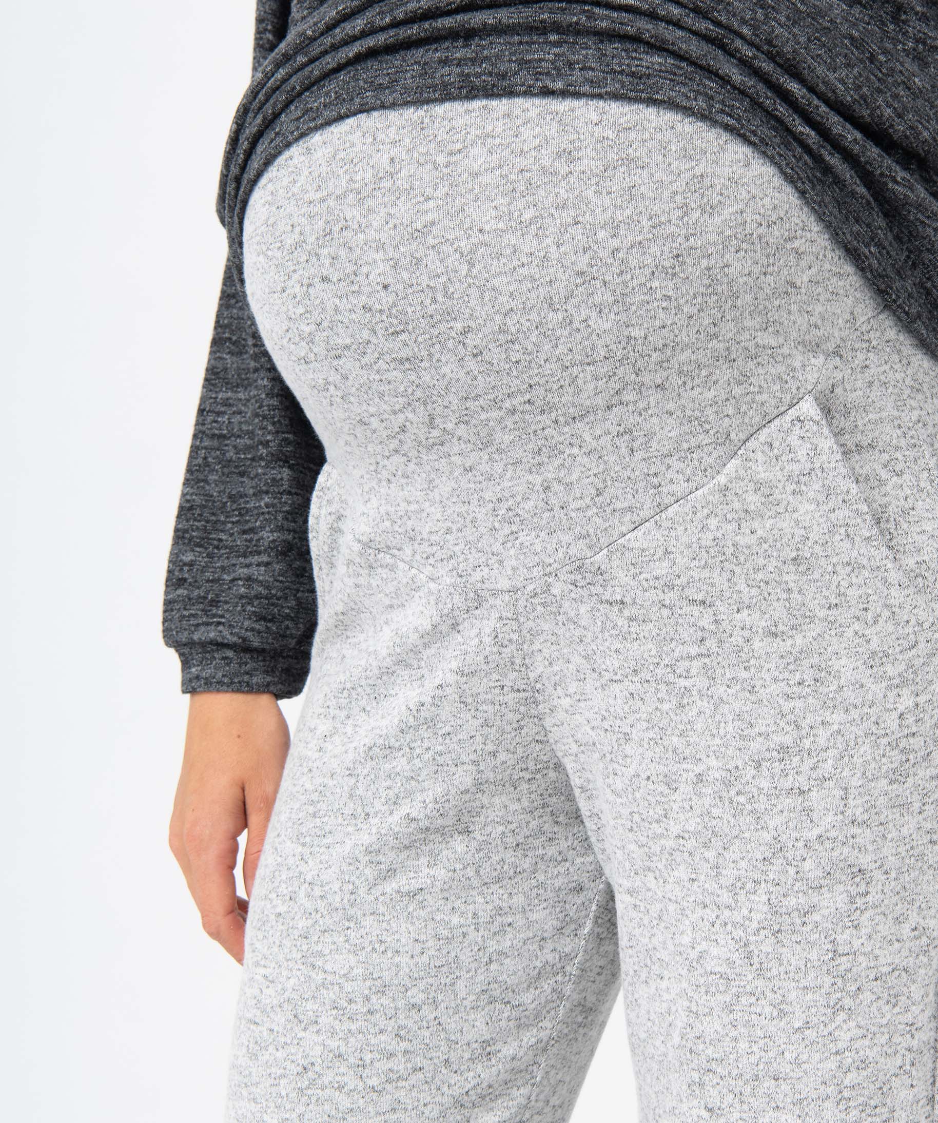 Pantalon de grossesse jogger en maille douce gris clair | GEMO