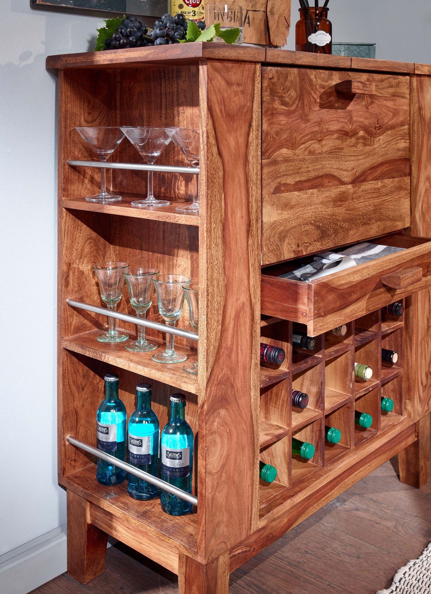 möbelando Barschrank Hausbar Sheesham Massivholz 88x102x40 cm Weinschra Hausbar Sheesham Massivholz 88x102x40 cm Weinschrank für Flaschen, Barschrank Aufklappbar mit Tür, Getränkeschrank Landhaus Weinbar Modern
