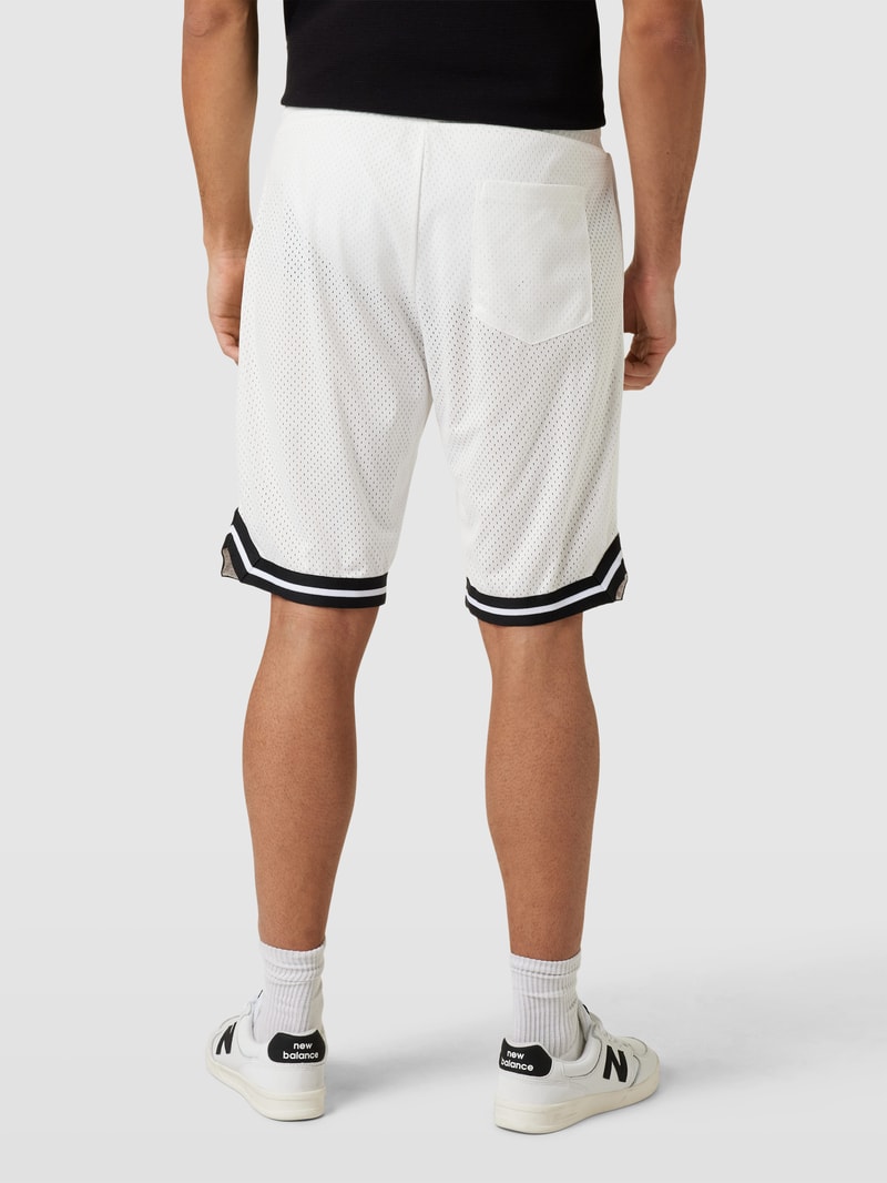 Sweatshorts mit Tunnelzug in weiß