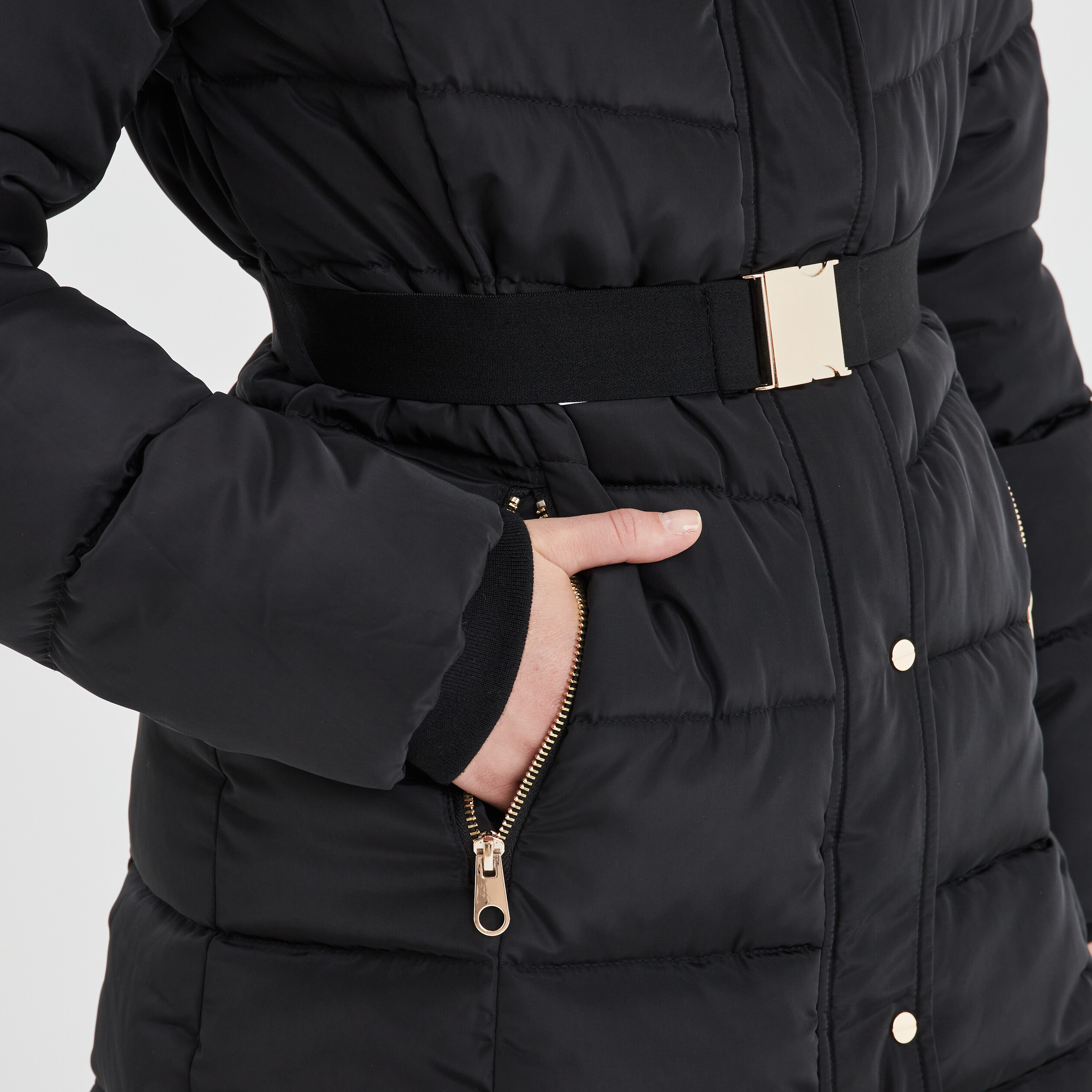 Doudoune ceinturée mi-longue à capuche noir femme | La Halle