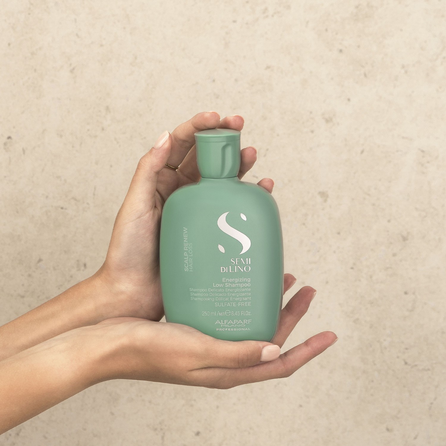Semi di Lino Energizing Low-Fat Shampoo