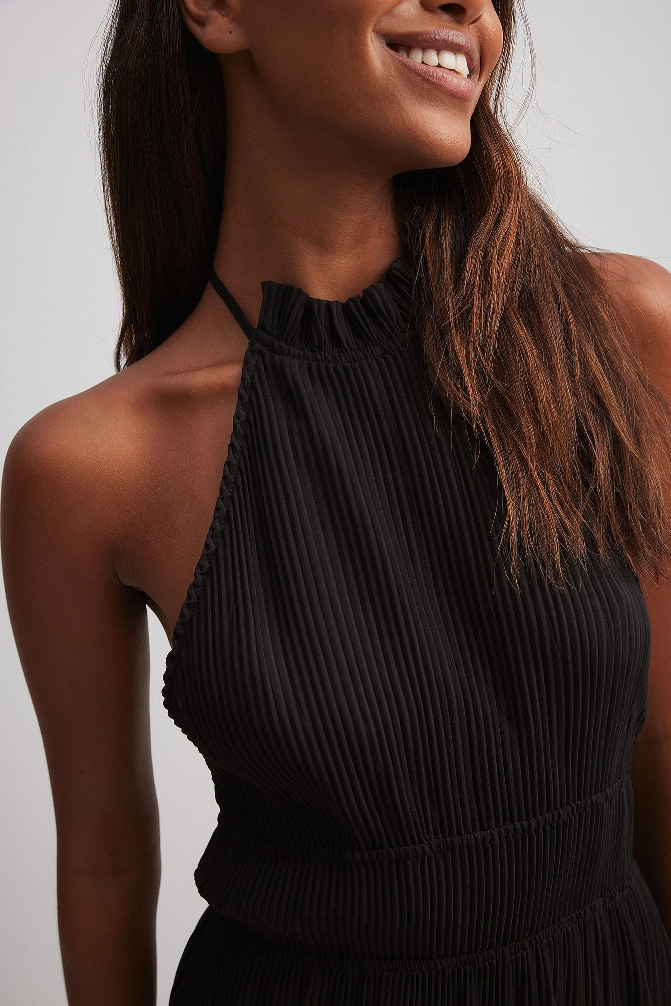 Strukturiertes Maxikleid mit Neckholder