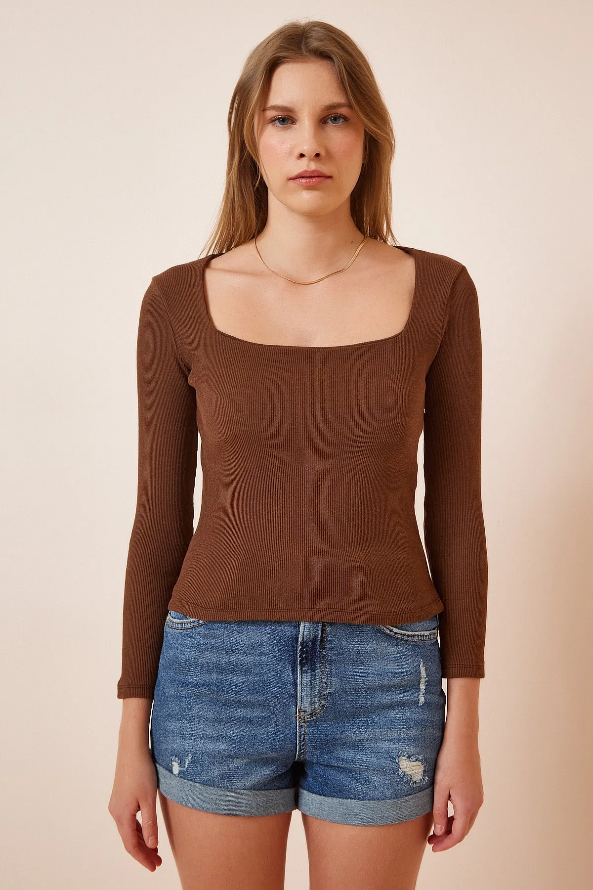 Happiness İstanbul  Braune Biscuit-Strickbluse mit quadratischem Ausschnitt im 2er-Pack für Damen GT00056