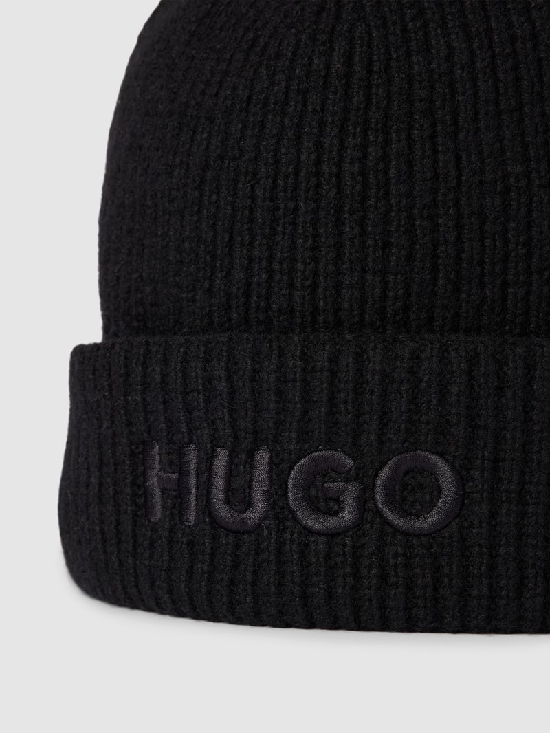 Beanie mit Label-Stitching Modell 'Social' in schwarz
