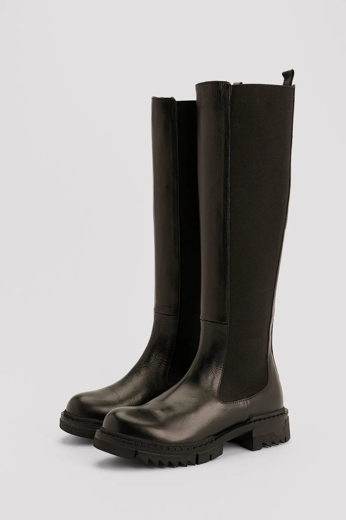 NA-KD  Stiefel mit Profilschaft aus Leder