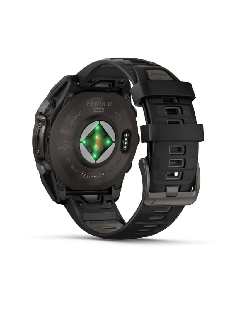 Garmin Fenix 8 okosóra 47 mm