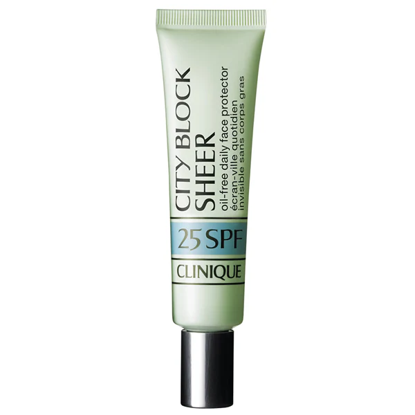 City Block Sheer SPF25 naptej - Közepes védelmet nyújtó arcvédő, közepes védelmet nyújtó testvédő.