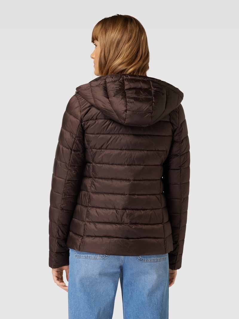Steppjacke mit Kapuze in schokobraun