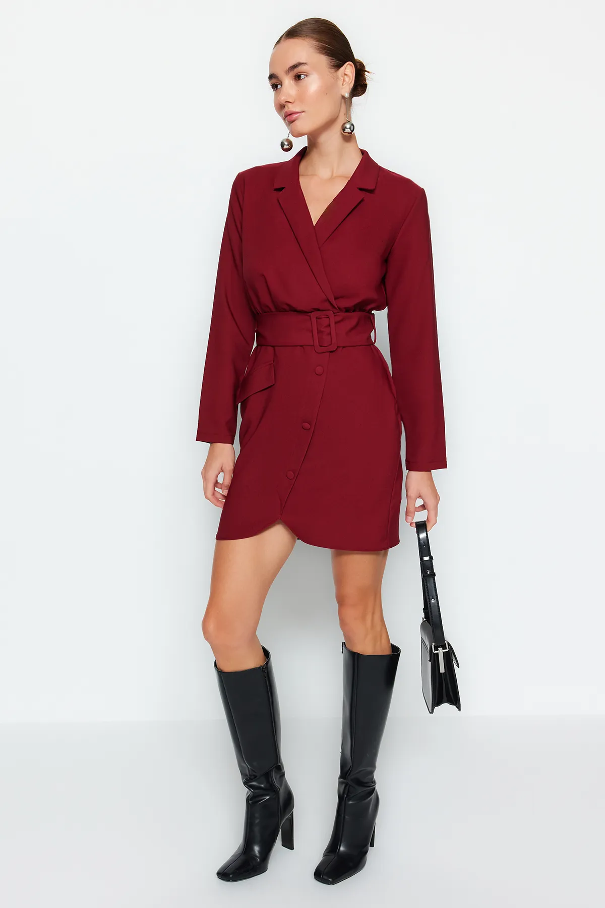 Trendyol Collection  Burgunderfarbenes, gewebtes Jackenkleid mit Gürtel und Knöpfen TWOAW24EL00593