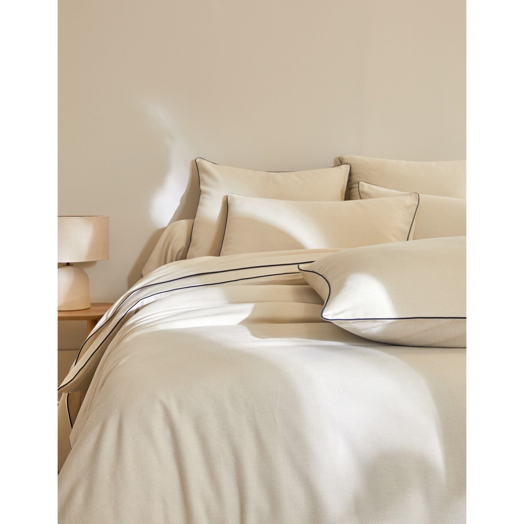 Linge de lit uni flanelle passepoil contrasté, collection 