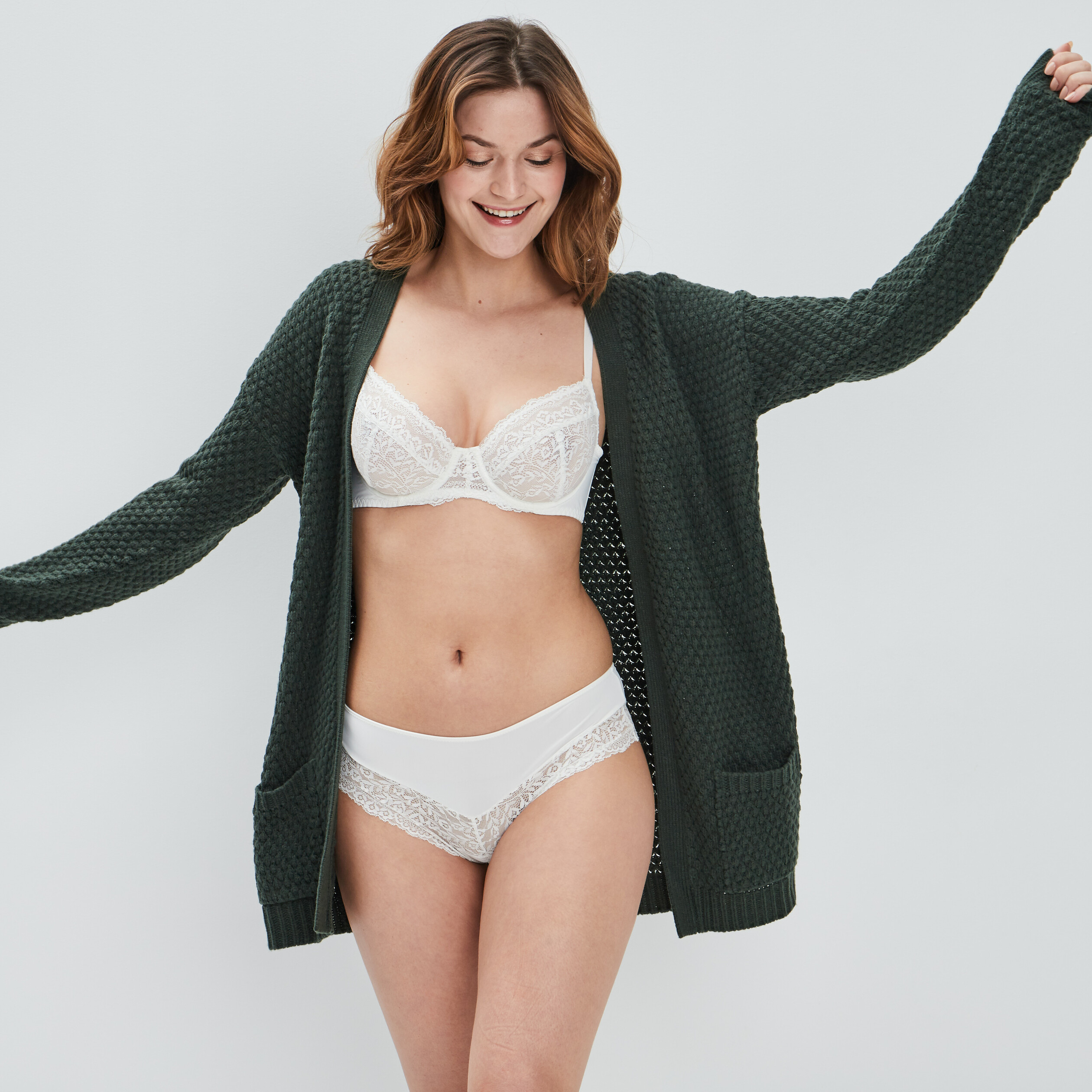 Soutien-gorge emboîtant micro dentelle ivoire femme | La Halle