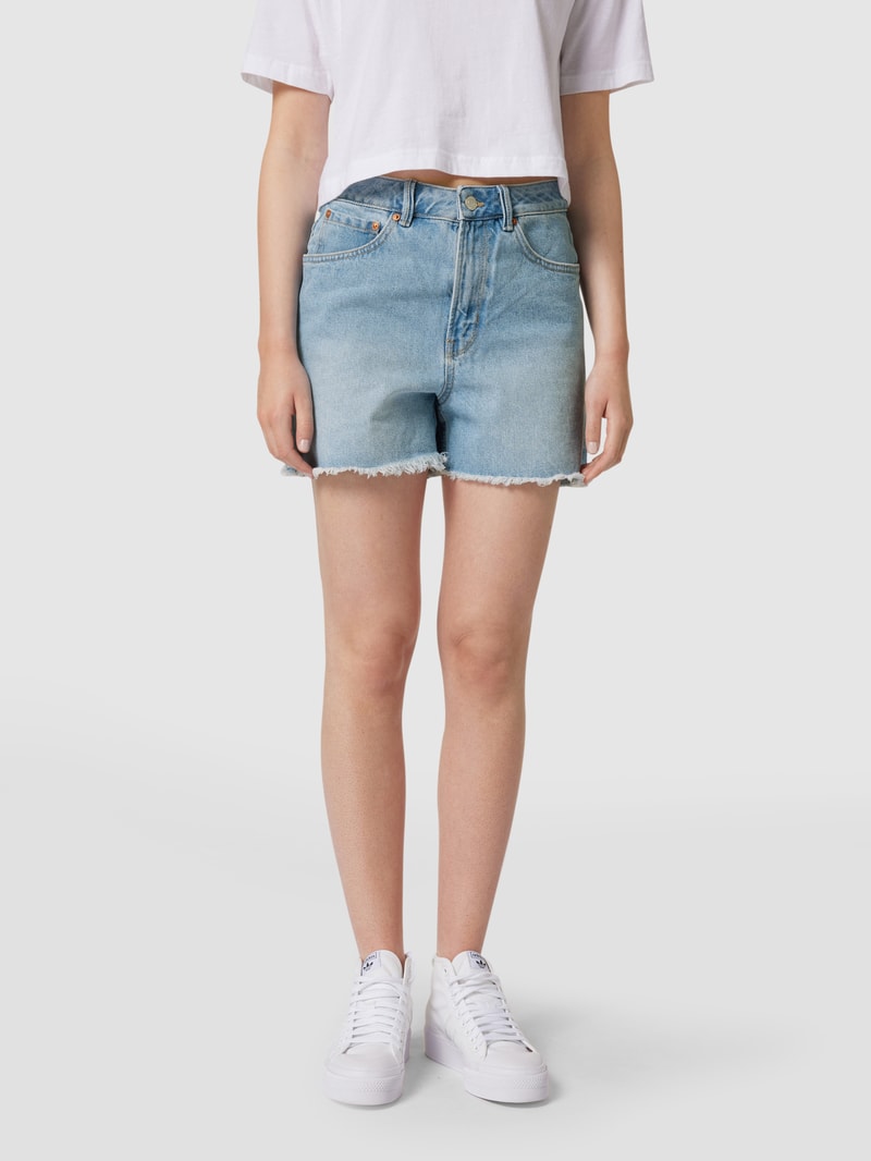 Jeansshorts mit Label-Patch in jeans