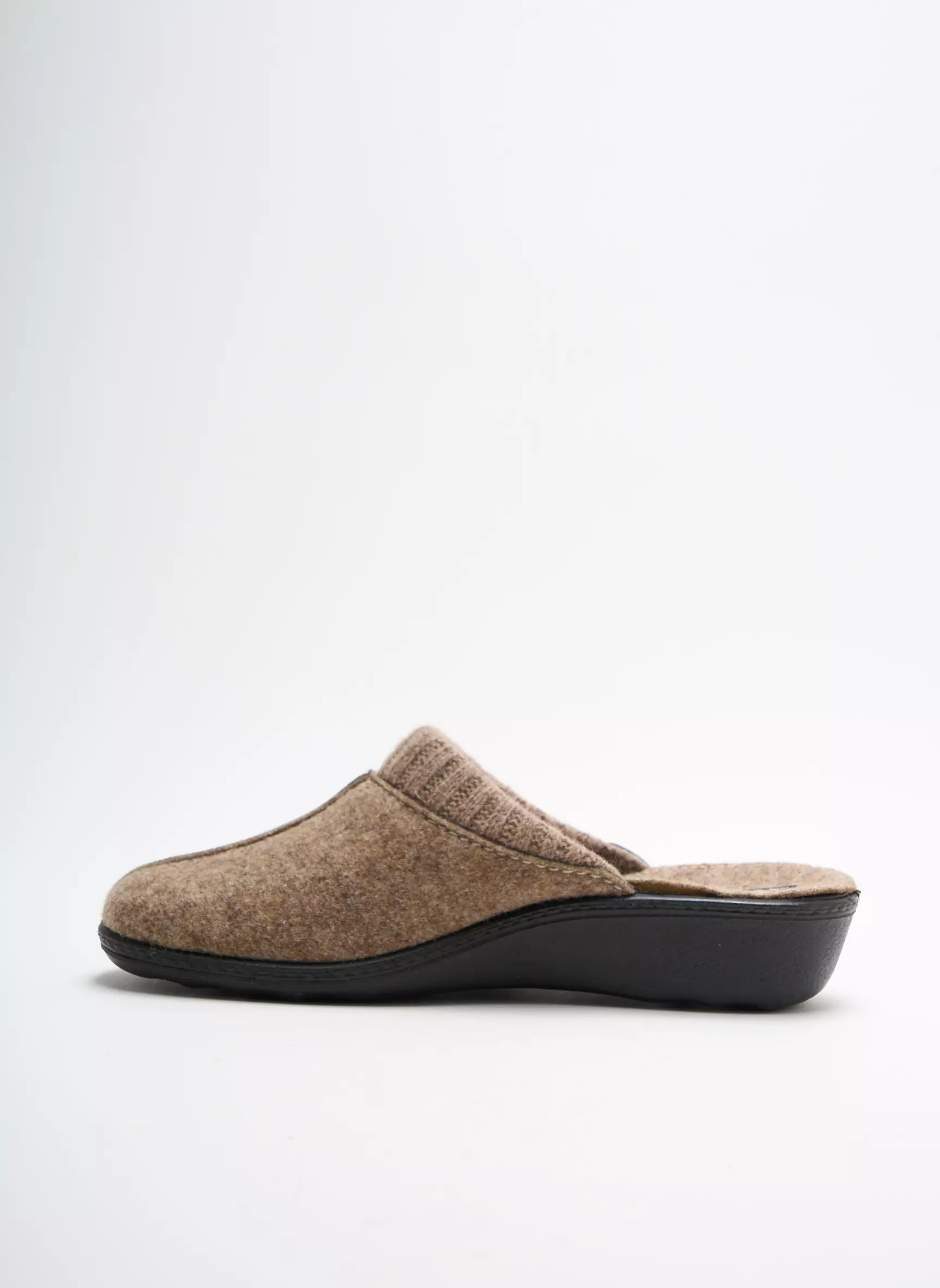Romika Chaussons Femme couleur beige