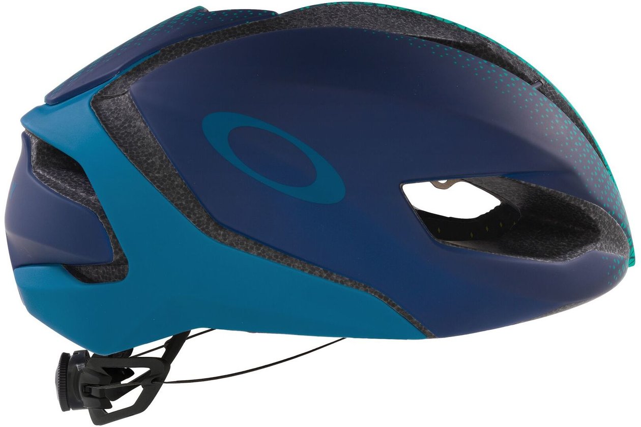 Oakley ARO5