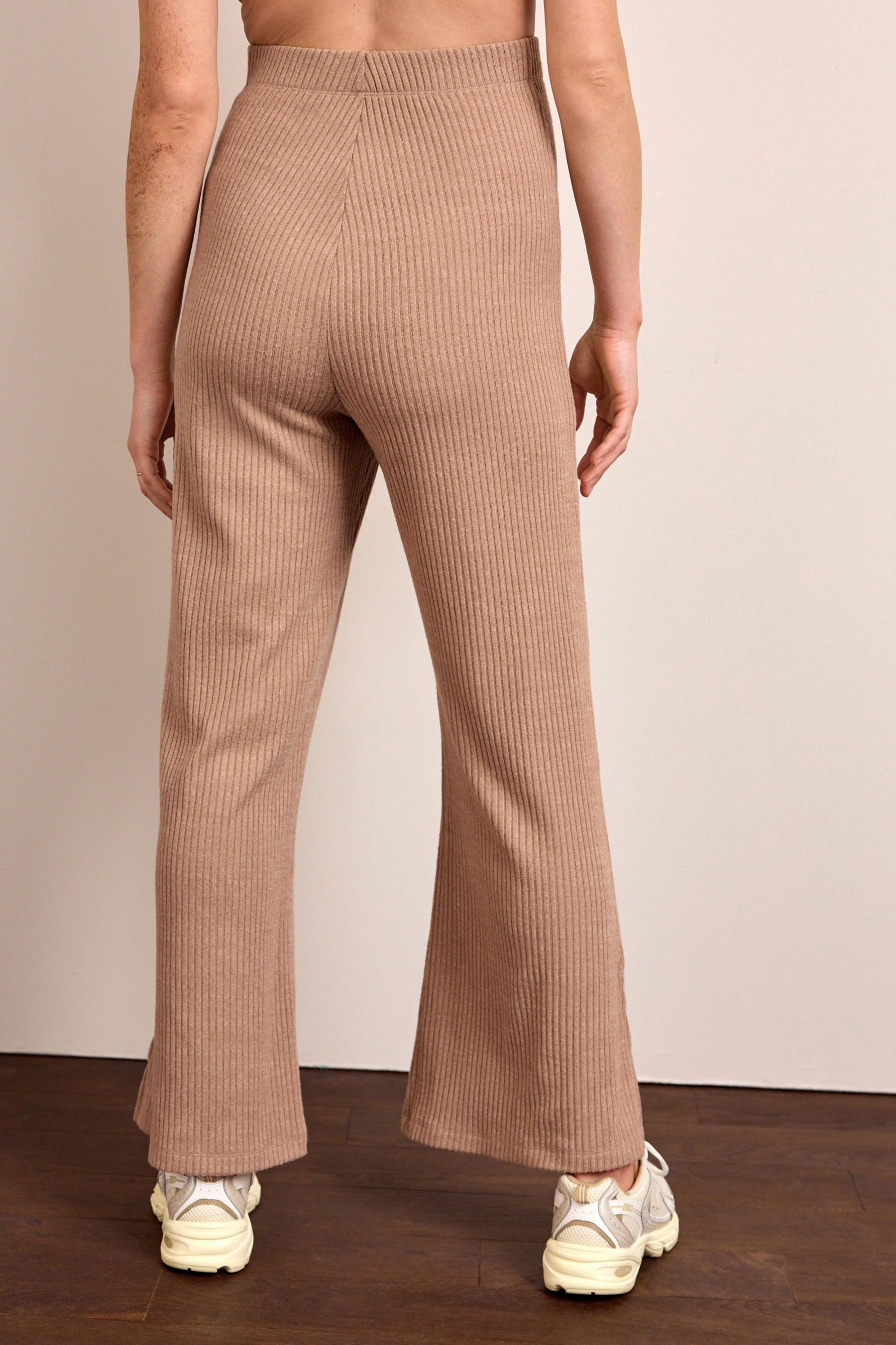 Next Umstandshose Bequeme Hose mit weitem Bein (Umstandsmode) (1-tlg)