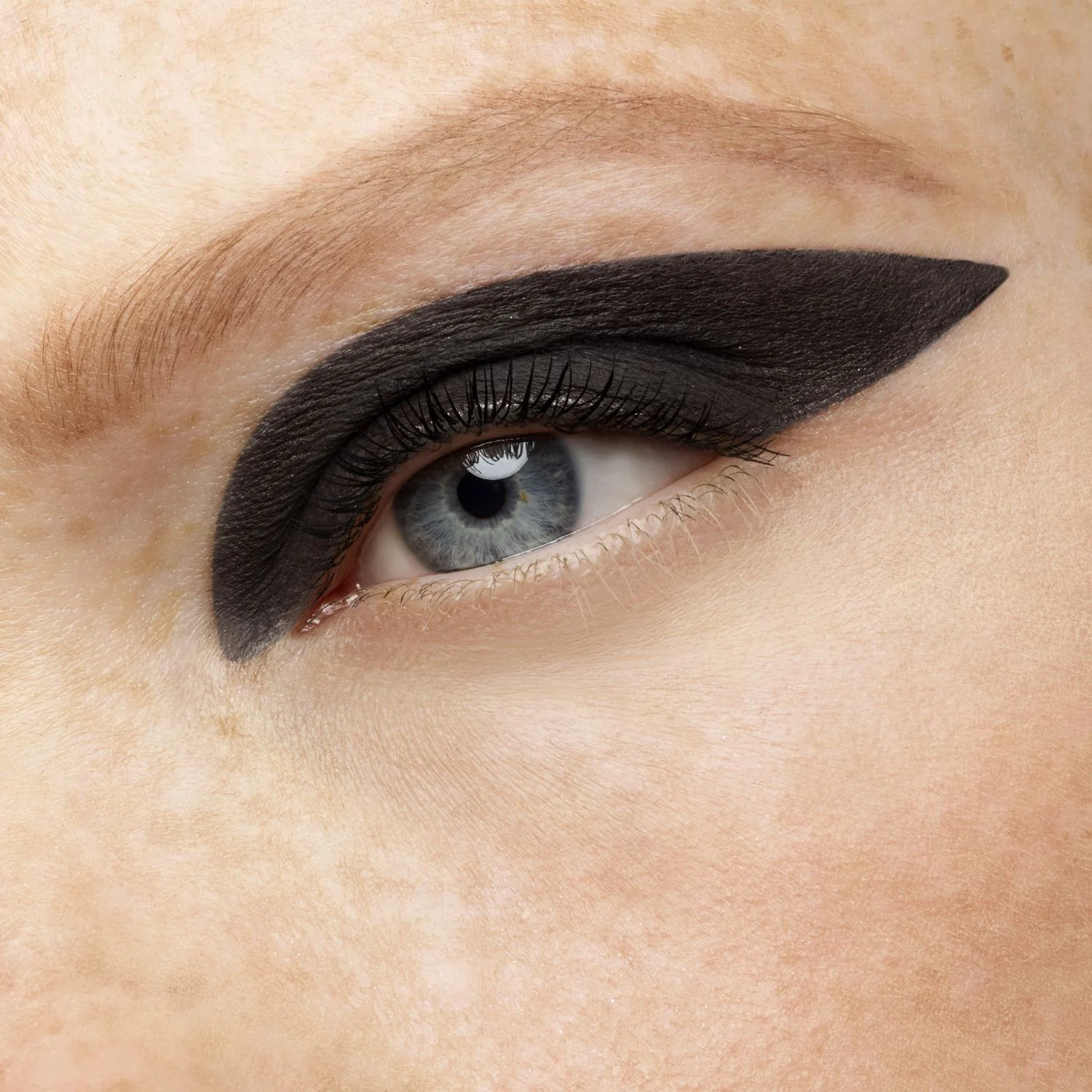 Velvet Crush Eyes - Kompaktné očné tiene