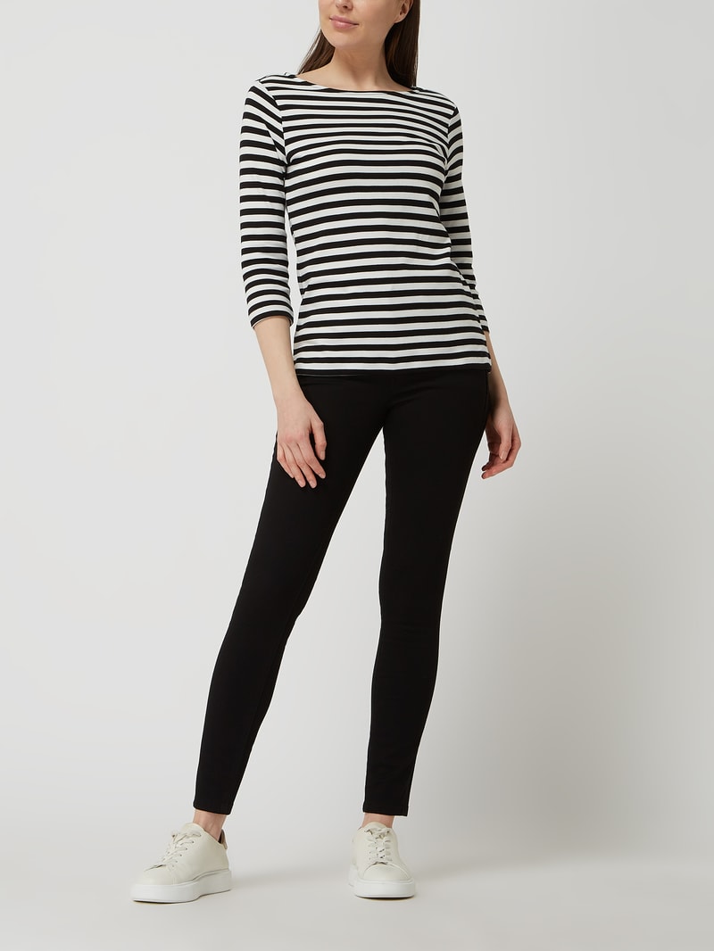 Skinny Fit Jeans mit Stretch-Anteil in schwarz
