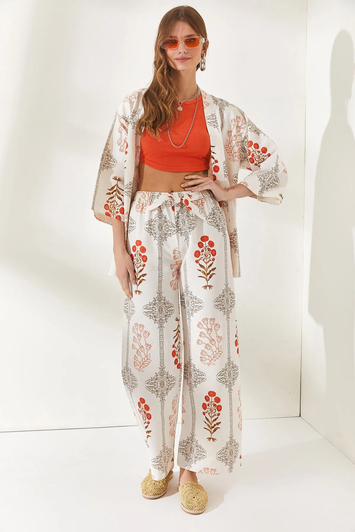 Olalook  Damen-Palazzo-Hose aus gemustertem Leinen in ethnischem Orange mit Gürtel PNT-19000226