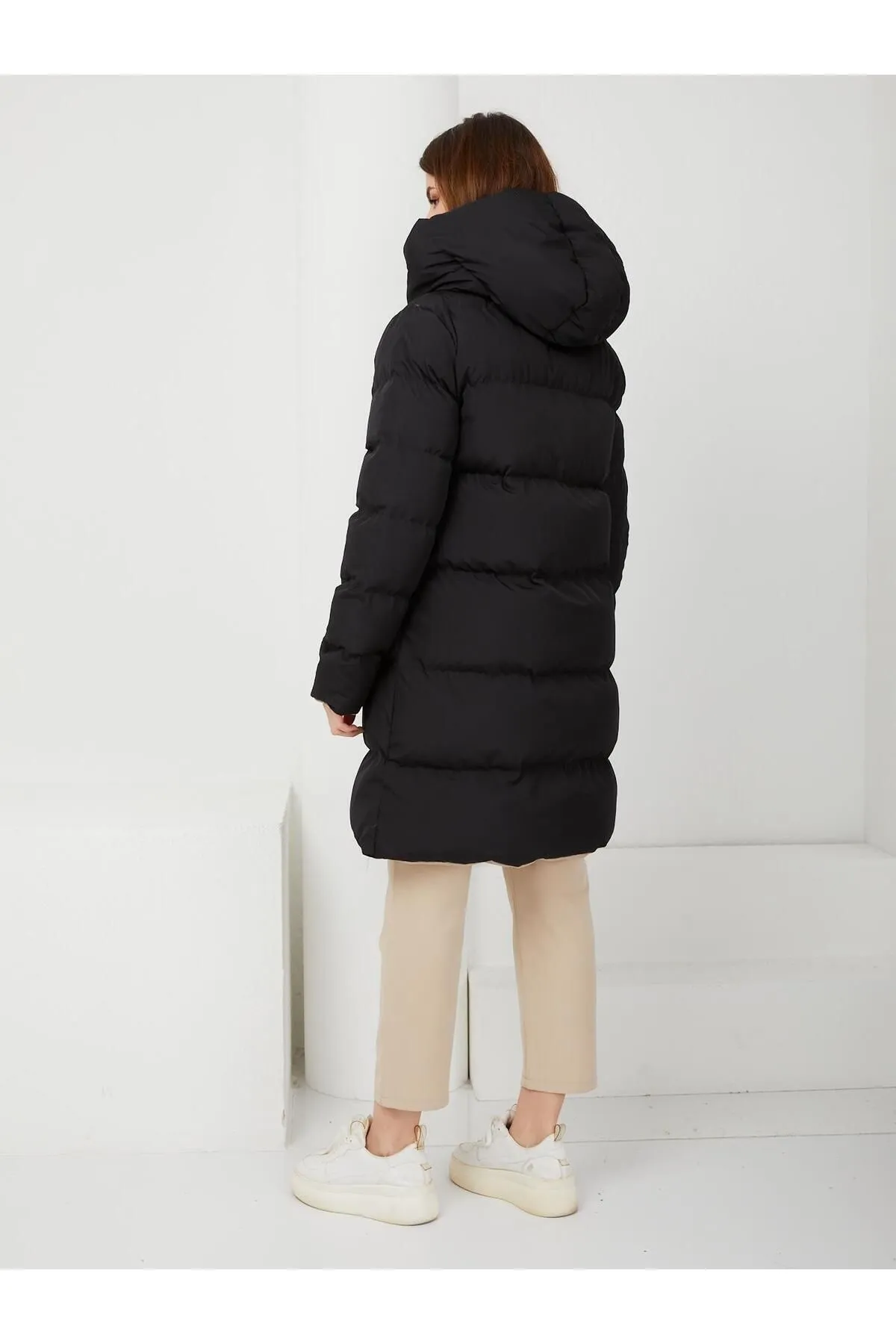 Olcay  Zweifarbige doppelseitige Pufferjacke mit Kapuze BLACK-STONE 5371
