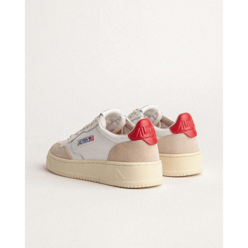 Autry Medalist W Low Suede AULWLS43 / weiss
