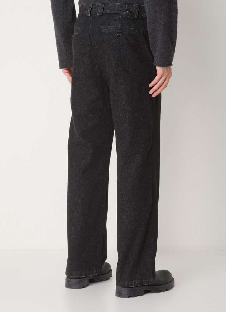 Pantaloni chino Diesel P-WIRE-B cu croială lejeră, confecționați din amestec de lână virgină și detalii din denim.