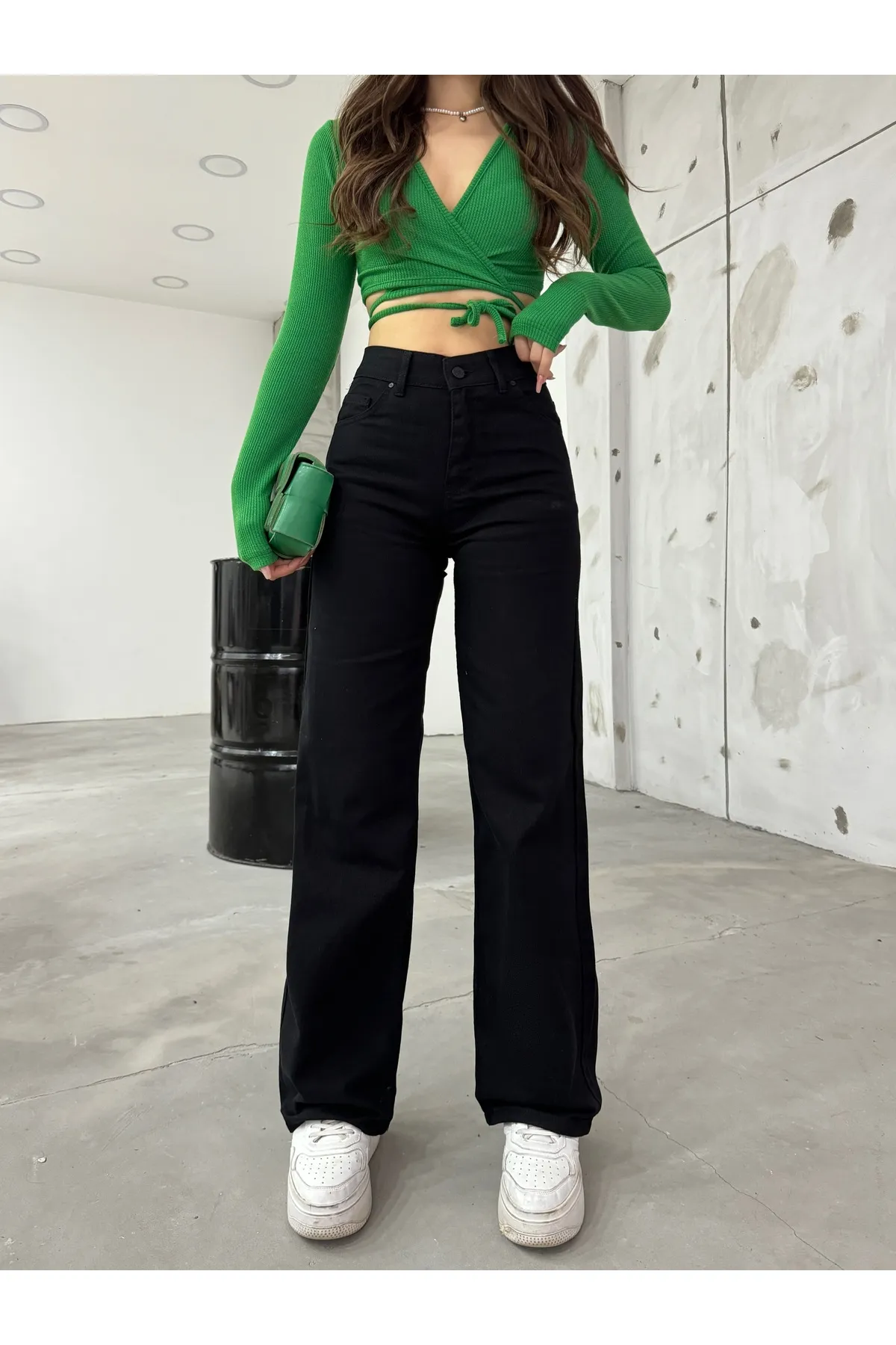 BİKELİFE  Schwarze Palazzo-Hose mit weitem Bein und hoher Taille für Damen