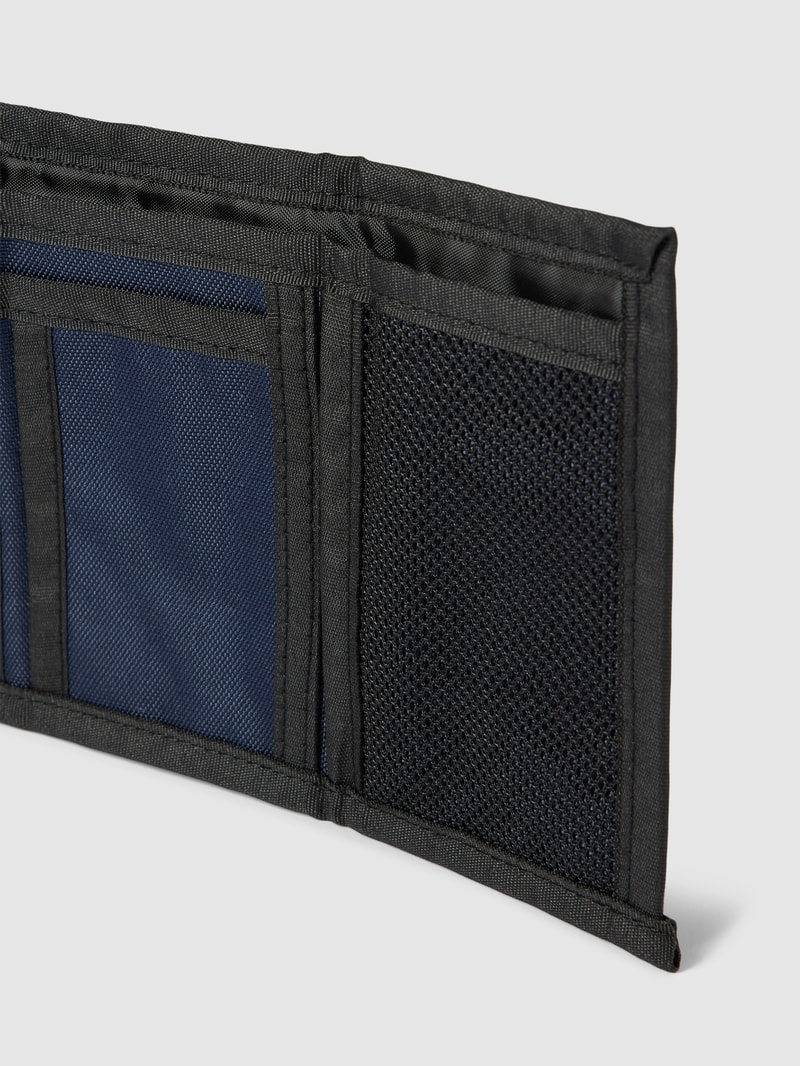 Portemonnaie mit Label-Patch in marineblau