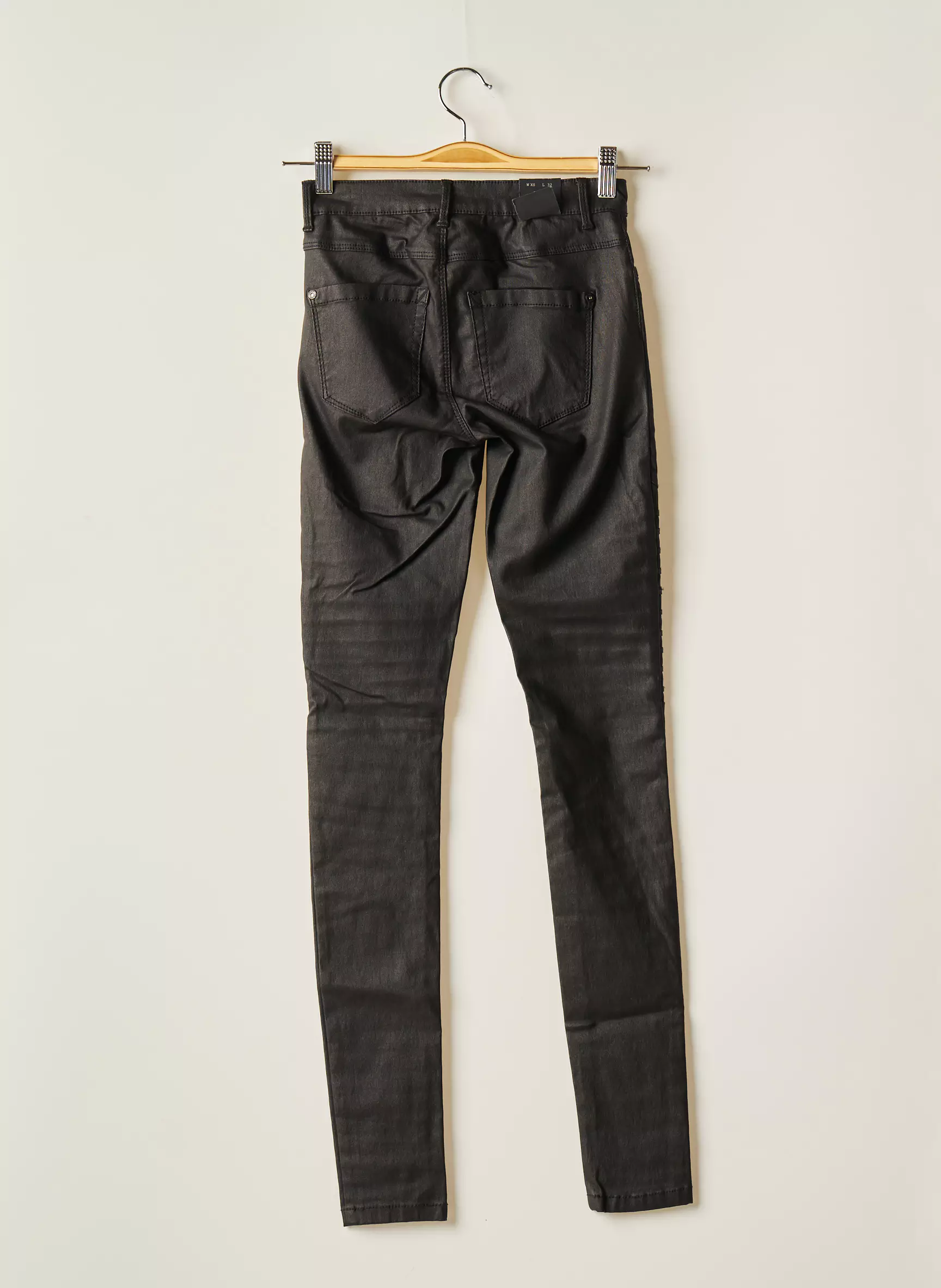 Only Pantalons Slim Femme couleur noir