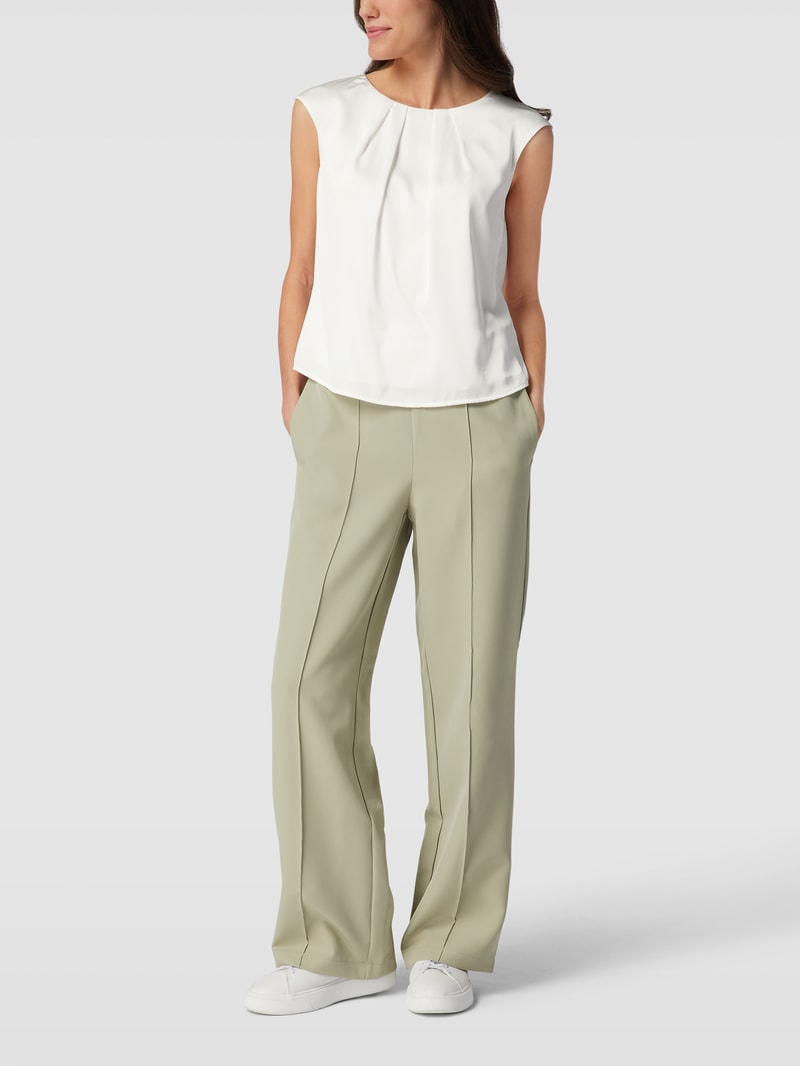 Bluse mit gelegten Falten in ecru