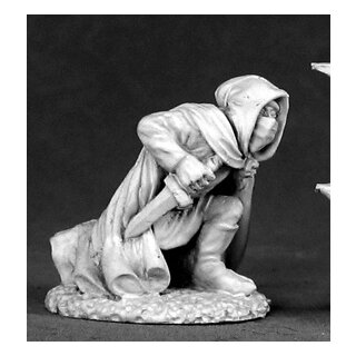 Kneeling Assassin (REA02519)