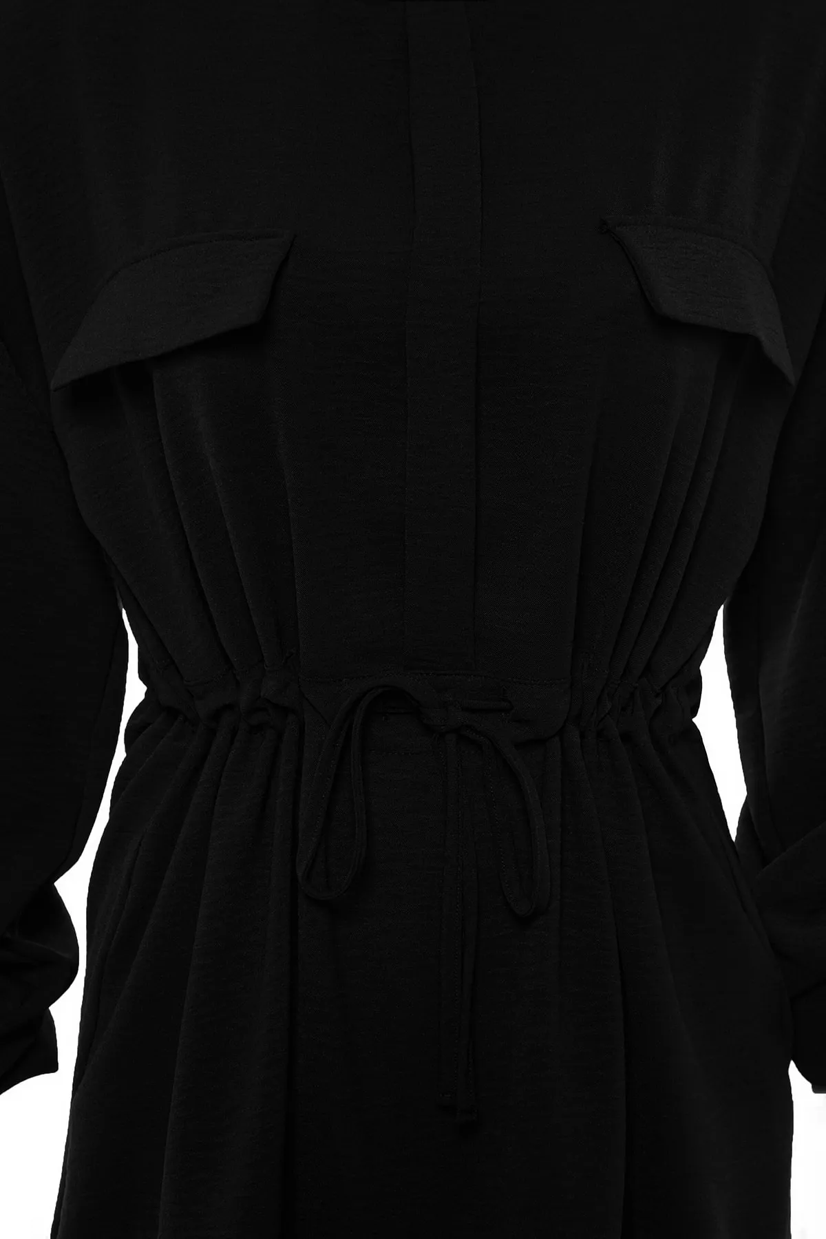 Trendyol Modest  Schwarzes Aerobin-Hemd-Hosen-Set mit Krawatte und Taillentasche TCTSS21AU0238