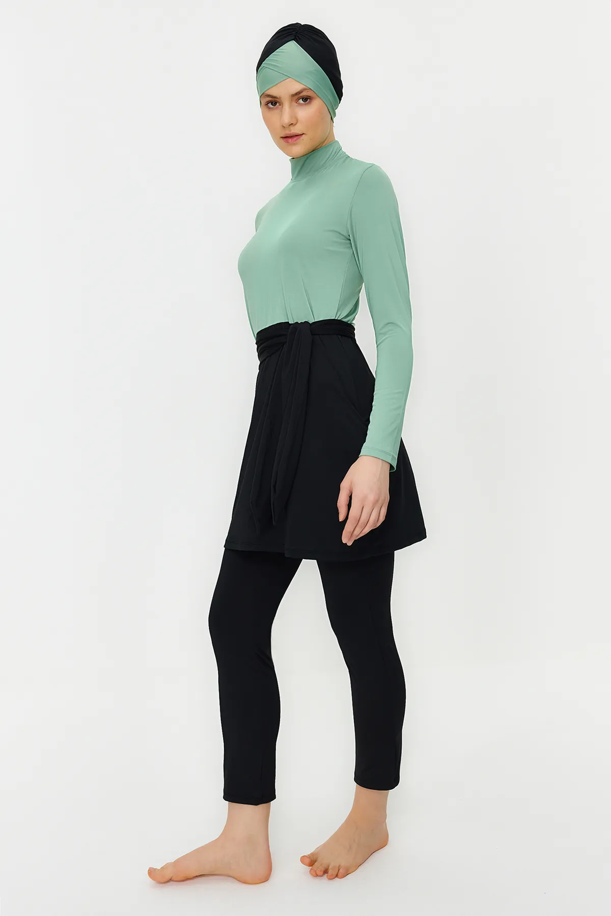 Trendyol Modest  Mintfarbenes langärmliges gestricktes 4-teiliges, vollständig bedecktes Badeanzug-Set mit Blockfarben TCTSS22CF0028