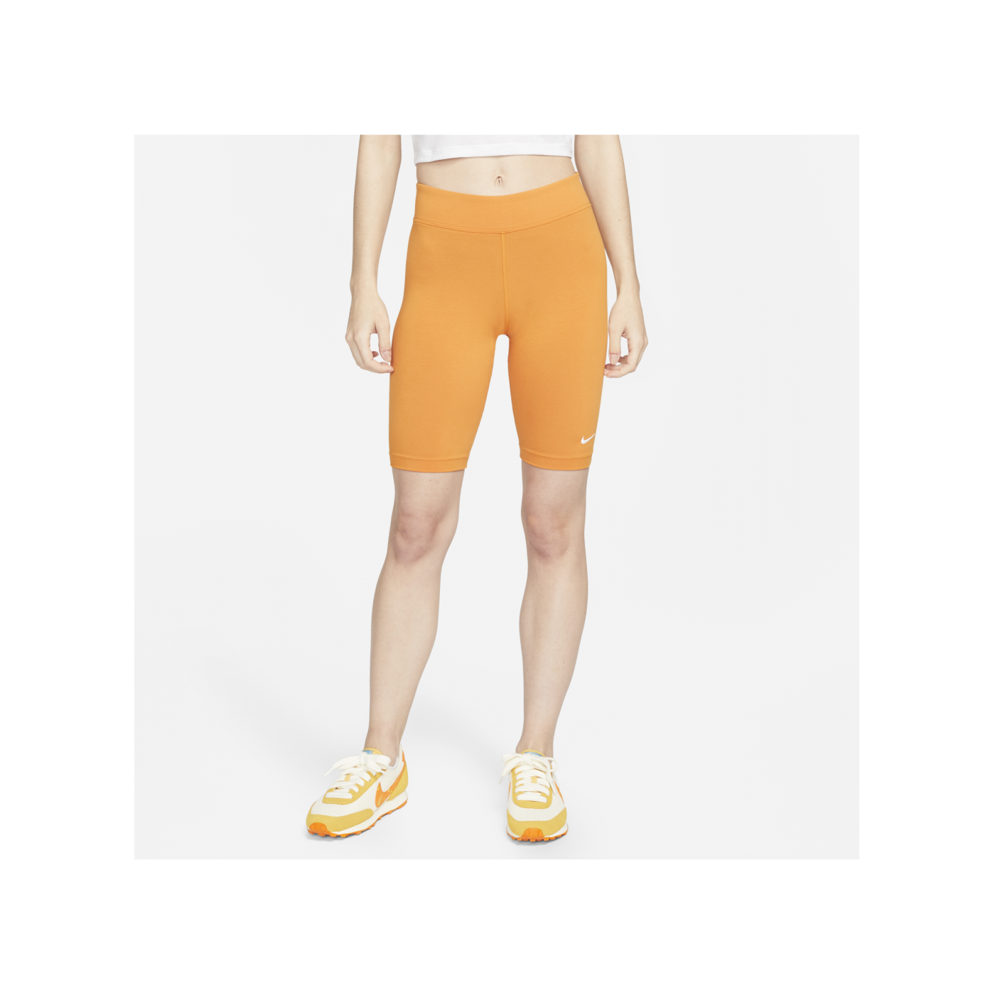 Nike Essential Biker Short Damen Orange Weiss F738