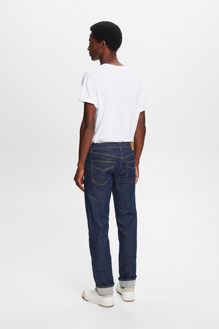 Jeans mit geradem Bein und mittlerer Bundhöhe